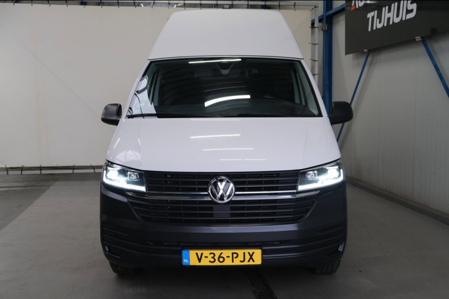Volkswagen Transporter 2.0 TDI L2H2 30 - Airco, Cruise, PDC, Carplay, Inrichting, Imperiaal, Standkachel, Trekhaak.