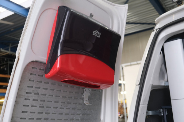 Volkswagen Transporter 2.0 TDI L2H2 30 - Airco, Cruise, PDC, Carplay, Inrichting, Imperiaal, Standkachel, Trekhaak.