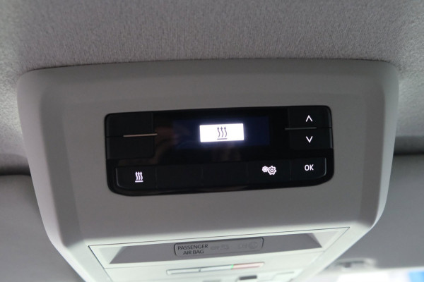 Volkswagen Transporter 2.0 TDI L2H2 30 - Airco, Cruise, PDC, Carplay, Inrichting, Imperiaal, Standkachel, Trekhaak.