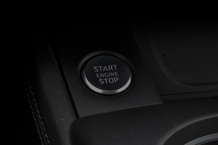 Audi A4 Avant 2.0 TFSI MHEV Design Pro Line Plus | Virtual Cockpit | ACC | Camera | Leder/Alcantara | Stoelverwarming