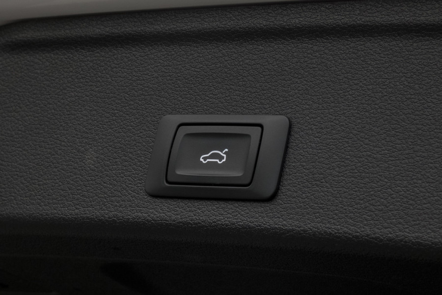 Audi A4 Avant 2.0 TFSI MHEV Design Pro Line Plus | Virtual Cockpit | ACC | Camera | Leder/Alcantara | Stoelverwarming