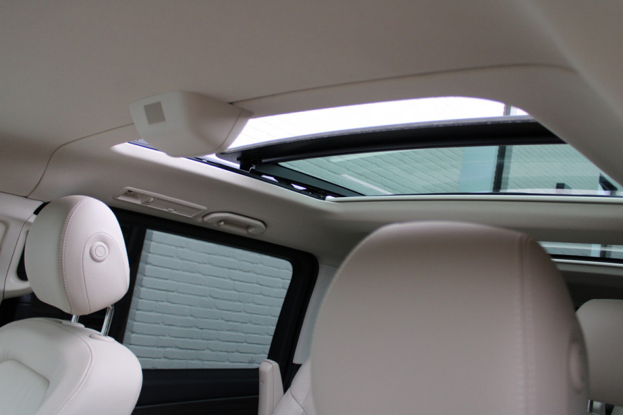 Mercedes-Benz V-Klasse 300d / AMG / DC / 4-Matic / Luchtv / Panorama / Elec Stoel / Burmester / Vol Opties / NIEUWSTAAT