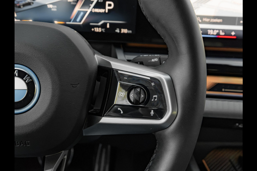 BMW i5 Touring eDrive40 M-Sport - Head-Up - ACC - Adaptive LED