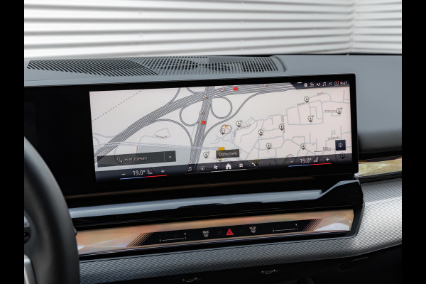 BMW i5 Touring eDrive40 M-Sport - Head-Up - ACC - Adaptive LED