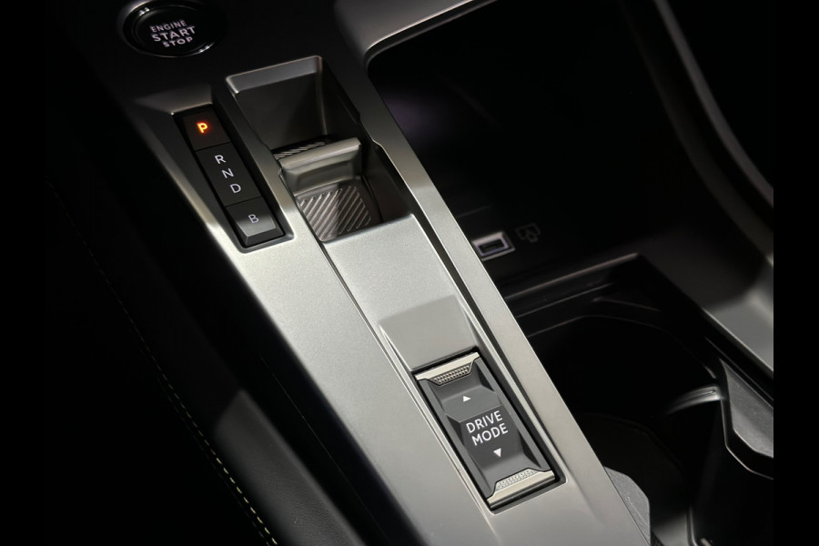 Peugeot 308 SW 1.6 Plug-in Hybrid 180 GT | 360° Camera | Matrix LED | Carplay | Alcantara | Massage | 18 Inch