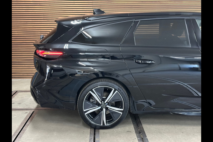 Peugeot 308 SW 1.6 Plug-in Hybrid 180 GT | 360° Camera | Matrix LED | Carplay | Alcantara | Massage | 18 Inch
