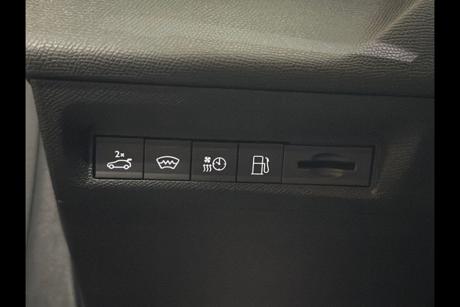 Peugeot 308 SW 1.6 Plug-in Hybrid 180 GT | 360° Camera | Matrix LED | Carplay | Alcantara | Massage | 18 Inch