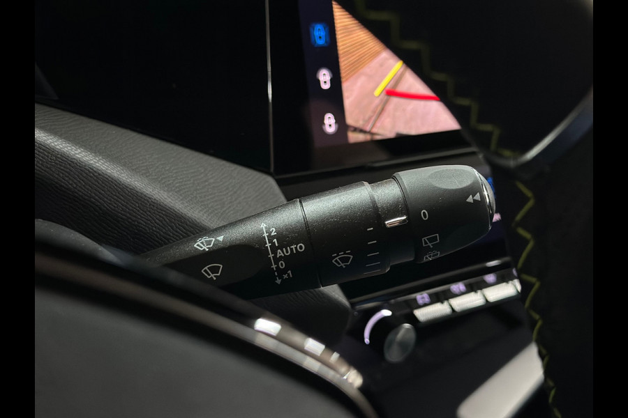 Peugeot 308 SW 1.6 Plug-in Hybrid 180 GT | 360° Camera | Matrix LED | Carplay | Alcantara | Massage | 18 Inch
