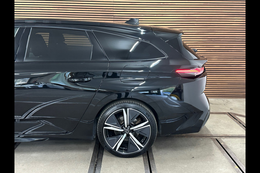 Peugeot 308 SW 1.6 Plug-in Hybrid 180 GT | 360° Camera | Matrix LED | Carplay | Alcantara | Massage | 18 Inch