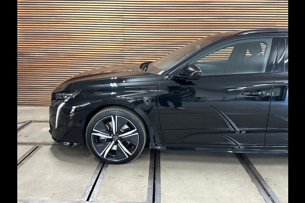 Peugeot 308 SW 1.6 Plug-in Hybrid 180 GT | 360° Camera | Matrix LED | Carplay | Alcantara | Massage | 18 Inch