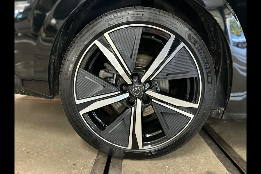 Peugeot 308 SW 1.6 Plug-in Hybrid 180 GT | 360° Camera | Matrix LED | Carplay | Alcantara | Massage | 18 Inch