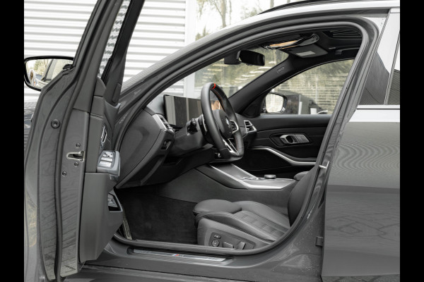 BMW 3 Serie Touring M340i xDrive - Pano - Head-up - Individual ''Dravit Grau'' - M Adaptief Onderstel