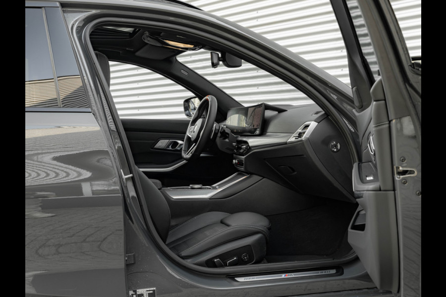 BMW 3 Serie Touring M340i xDrive - Pano - Head-up - Individual ''Dravit Grau'' - M Adaptief Onderstel
