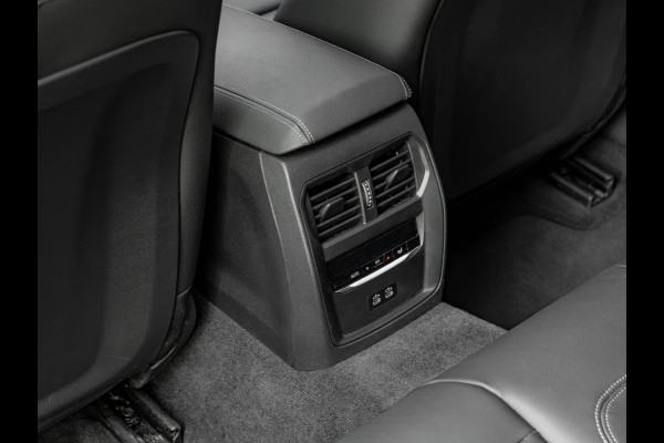 BMW 3 Serie Touring M340i xDrive - Pano - Head-up - Individual ''Dravit Grau'' - M Adaptief Onderstel