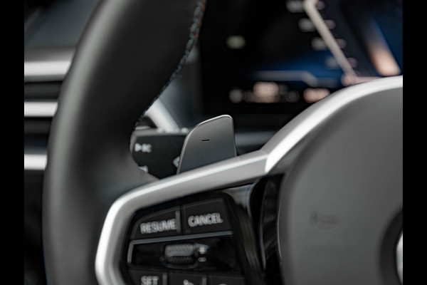 BMW 3 Serie Touring M340i xDrive - Pano - Head-up - Individual ''Dravit Grau'' - M Adaptief Onderstel