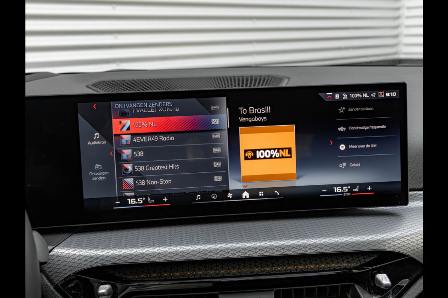BMW 3 Serie Touring M340i xDrive - Pano - Head-up - Individual ''Dravit Grau'' - M Adaptief Onderstel