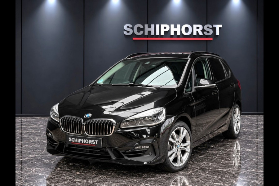 BMW 2 Serie Active Tourer 220i 179pk High Executive Trekhaak/LED/camera/navi professional