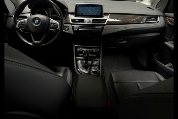 BMW 2 Serie Active Tourer 220i 179pk High Executive Trekhaak/LED/camera/navi professional