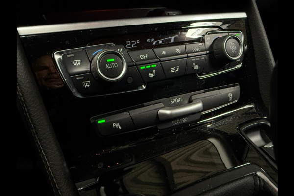 BMW 2 Serie Active Tourer 220i 179pk High Executive Trekhaak/LED/camera/navi professional