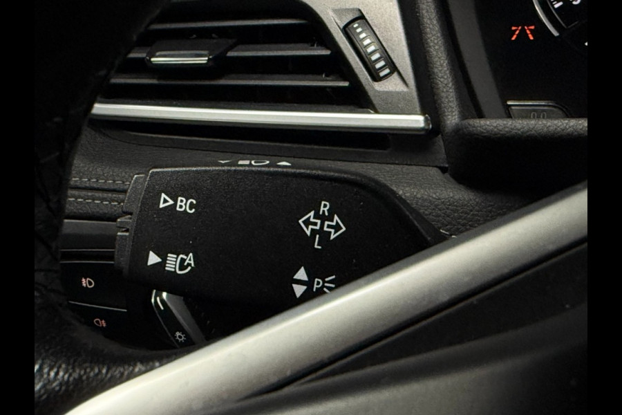 BMW 2 Serie Active Tourer 220i 179pk High Executive Trekhaak/LED/camera/navi professional
