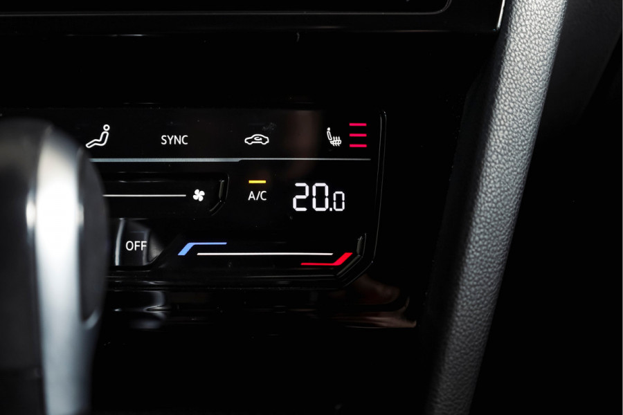 Volkswagen Passat Variant 1.4 TSI PHEV GTE Business Org. NL. | Dig. Cockpit | Adapt. Cruise | Stoelverw. | PDC | Camera | NAV + Carplay/Android | Elek. Klep | LM 18" |