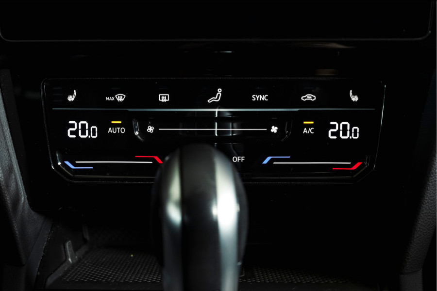 Volkswagen Passat Variant 1.4 TSI PHEV GTE Business Org. NL. | Dig. Cockpit | Adapt. Cruise | Stoelverw. | PDC | Camera | NAV + Carplay/Android | Elek. Klep | LM 18" |