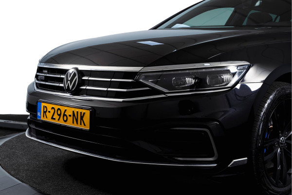 Volkswagen Passat Variant 1.4 TSI PHEV GTE Business Org. NL. | Dig. Cockpit | Adapt. Cruise | Stoelverw. | PDC | Camera | NAV + Carplay/Android | Elek. Klep | LM 18" |