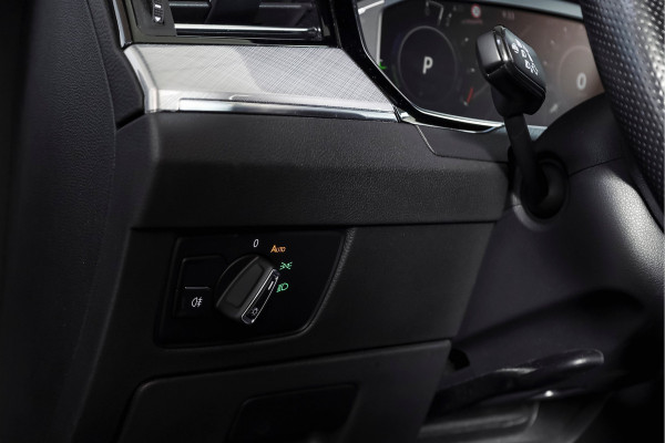 Volkswagen Passat Variant 1.4 TSI PHEV GTE Business Org. NL. | Dig. Cockpit | Adapt. Cruise | Stoelverw. | PDC | Camera | NAV + Carplay/Android | Elek. Klep | LM 18" |