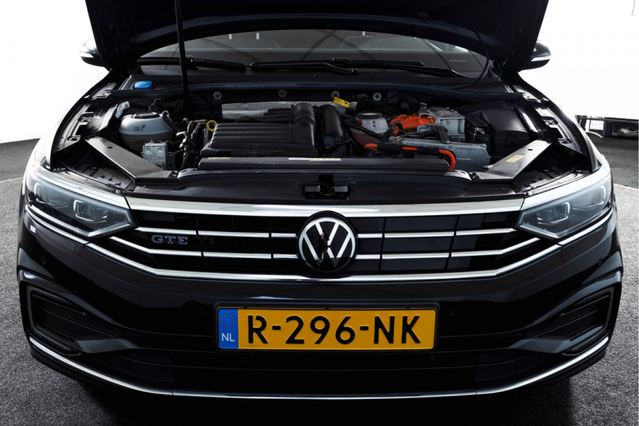 Volkswagen Passat Variant 1.4 TSI PHEV GTE Business Org. NL. | Dig. Cockpit | Adapt. Cruise | Stoelverw. | PDC | Camera | NAV + Carplay/Android | Elek. Klep | LM 18" |
