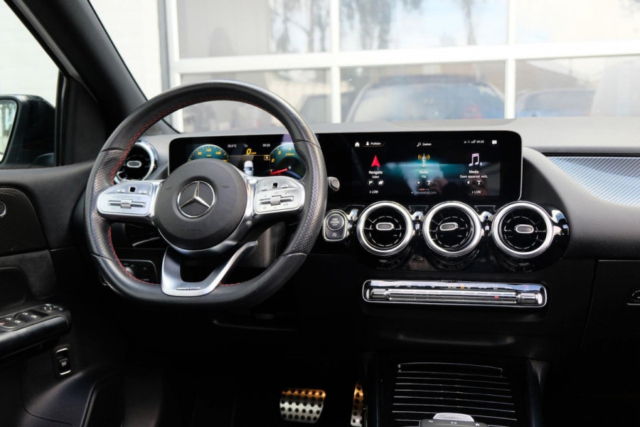 Mercedes-Benz B-Klasse 180 Business Solution AMG