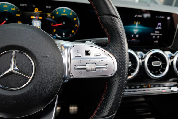 Mercedes-Benz B-Klasse 180 Business Solution AMG