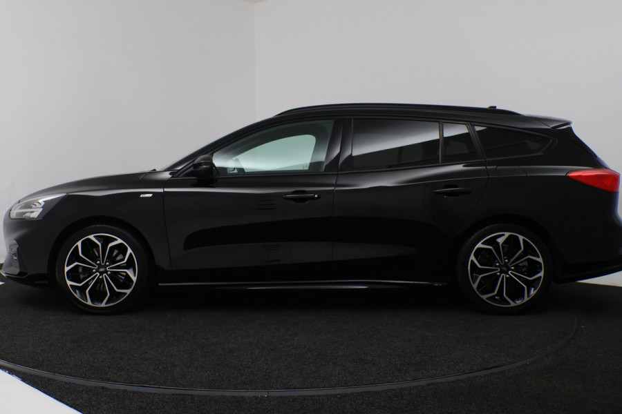 Ford FOCUS Wagon 1.0 EcoBoost ST Line Business (B&O, AFNEEMBARE TREKHAAK, STOEL/STUUR VERWARMING, CARPLAY)