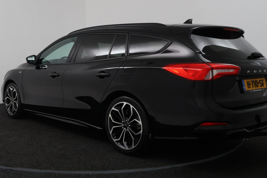 Ford FOCUS Wagon 1.0 EcoBoost ST Line Business (B&O, AFNEEMBARE TREKHAAK, STOEL/STUUR VERWARMING, CARPLAY)