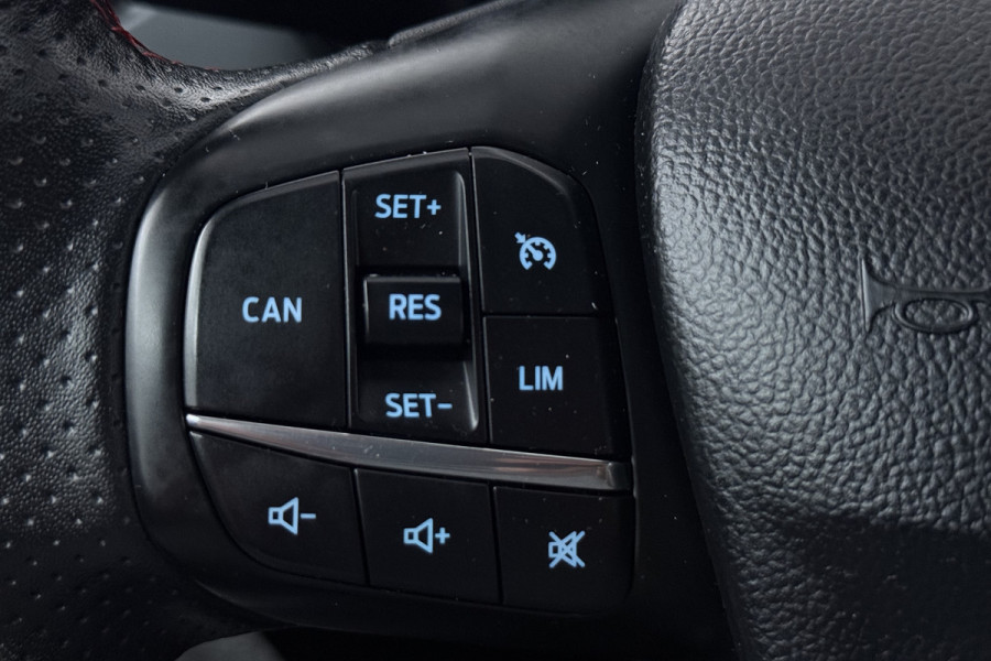 Ford FOCUS Wagon 1.0 EcoBoost ST Line Business (B&O, AFNEEMBARE TREKHAAK, STOEL/STUUR VERWARMING, CARPLAY)