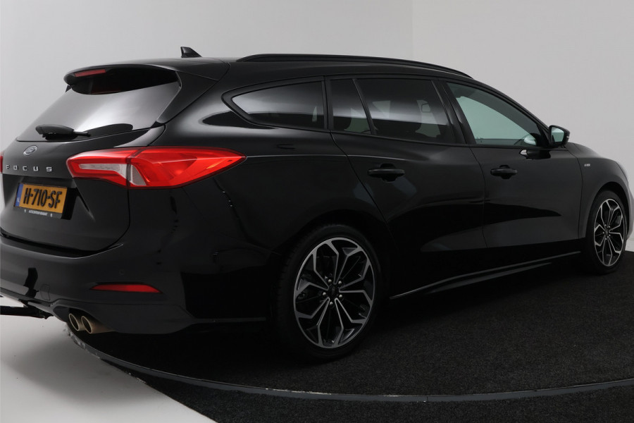 Ford FOCUS Wagon 1.0 EcoBoost ST Line Business (B&O, AFNEEMBARE TREKHAAK, STOEL/STUUR VERWARMING, CARPLAY)