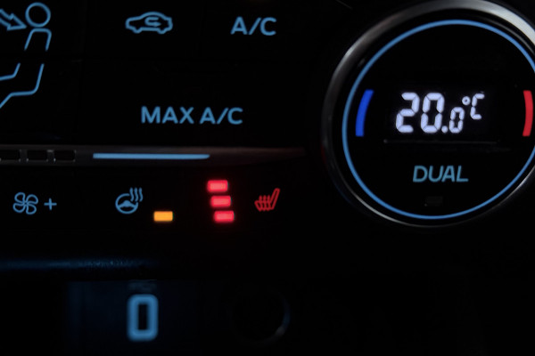 Ford FOCUS Wagon 1.0 EcoBoost ST Line Business (B&O, AFNEEMBARE TREKHAAK, STOEL/STUUR VERWARMING, CARPLAY)