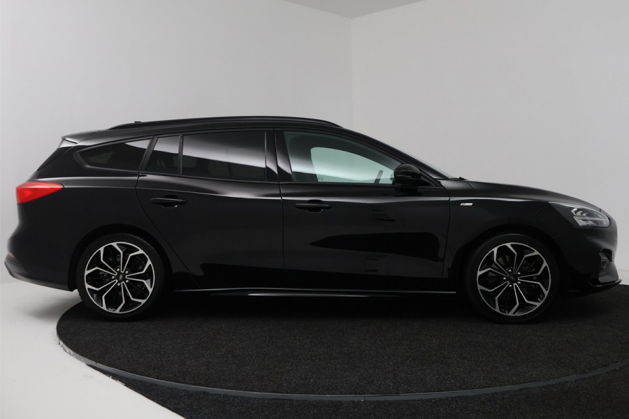 Ford FOCUS Wagon 1.0 EcoBoost ST Line Business (B&O, AFNEEMBARE TREKHAAK, STOEL/STUUR VERWARMING, CARPLAY)