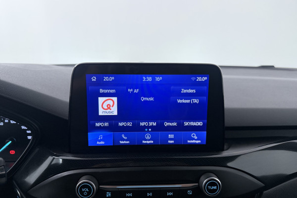 Ford FOCUS Wagon 1.0 EcoBoost ST Line Business (B&O, AFNEEMBARE TREKHAAK, STOEL/STUUR VERWARMING, CARPLAY)