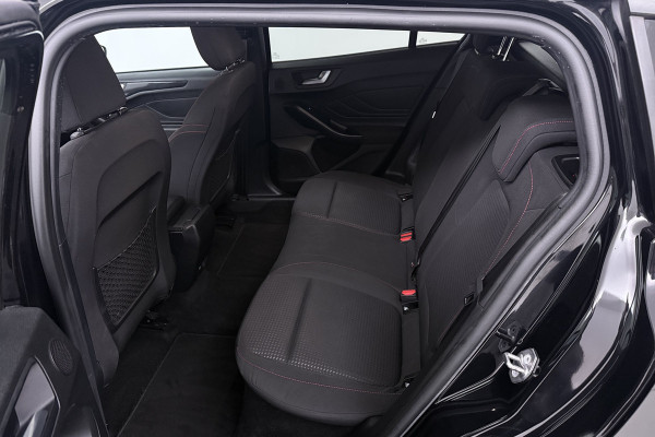 Ford FOCUS Wagon 1.0 EcoBoost ST Line Business (B&O, AFNEEMBARE TREKHAAK, STOEL/STUUR VERWARMING, CARPLAY)