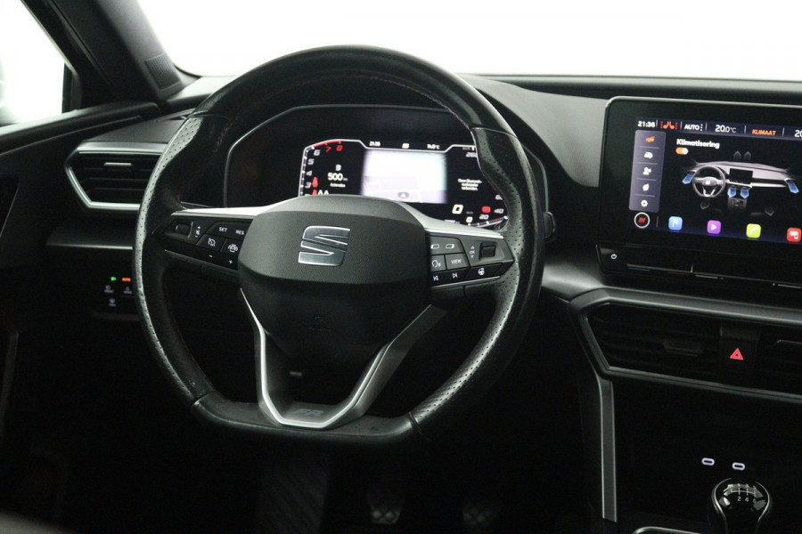 Seat Leon Sportstourer 1.5 TSI Style Business Intense (TREKHAAK, STOEL/STUUR VERWARMING, CARPLAY)