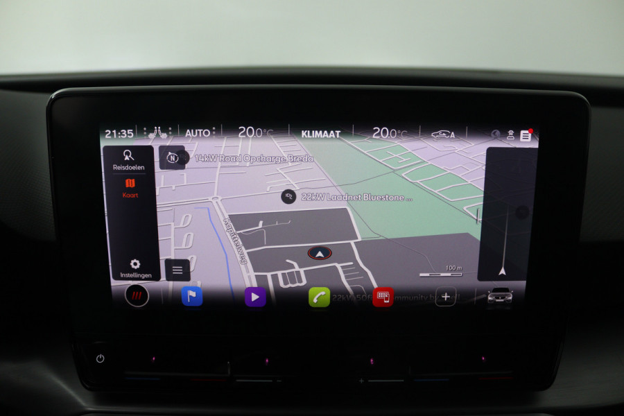 Seat Leon Sportstourer 1.5 TSI Style Business Intense (TREKHAAK, STOEL/STUUR VERWARMING, CARPLAY)
