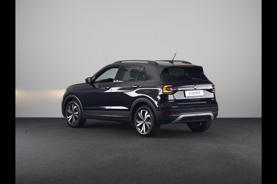 Volkswagen T-Cross 1.0 TSI Life ACTIVE 110 PK DSG | Navigatie | Airco automatisch | Parkeerassistent | Digitaal dashboard | 17"LM velgen |