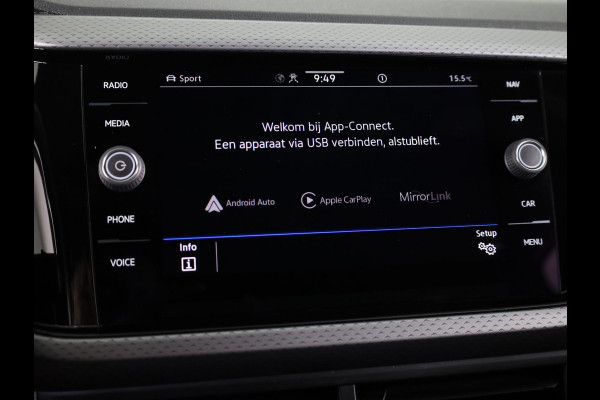 Volkswagen T-Cross 1.0 TSI Life ACTIVE 110 PK DSG | Navigatie | Airco automatisch | Parkeerassistent | Digitaal dashboard | 17"LM velgen |
