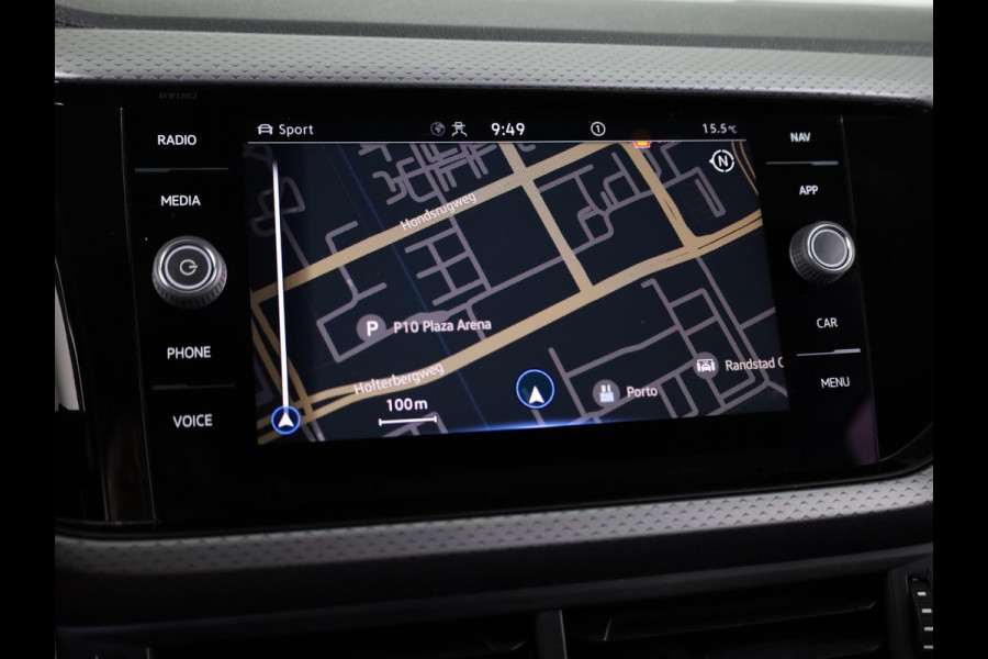Volkswagen T-Cross 1.0 TSI Life ACTIVE 110 PK DSG | Navigatie | Airco automatisch | Parkeerassistent | Digitaal dashboard | 17"LM velgen |