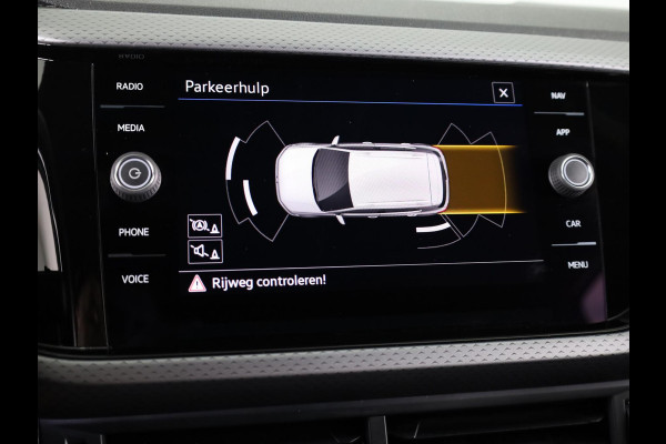 Volkswagen T-Cross 1.0 TSI Life ACTIVE 110 PK DSG | Navigatie | Airco automatisch | Parkeerassistent | Digitaal dashboard | 17"LM velgen |