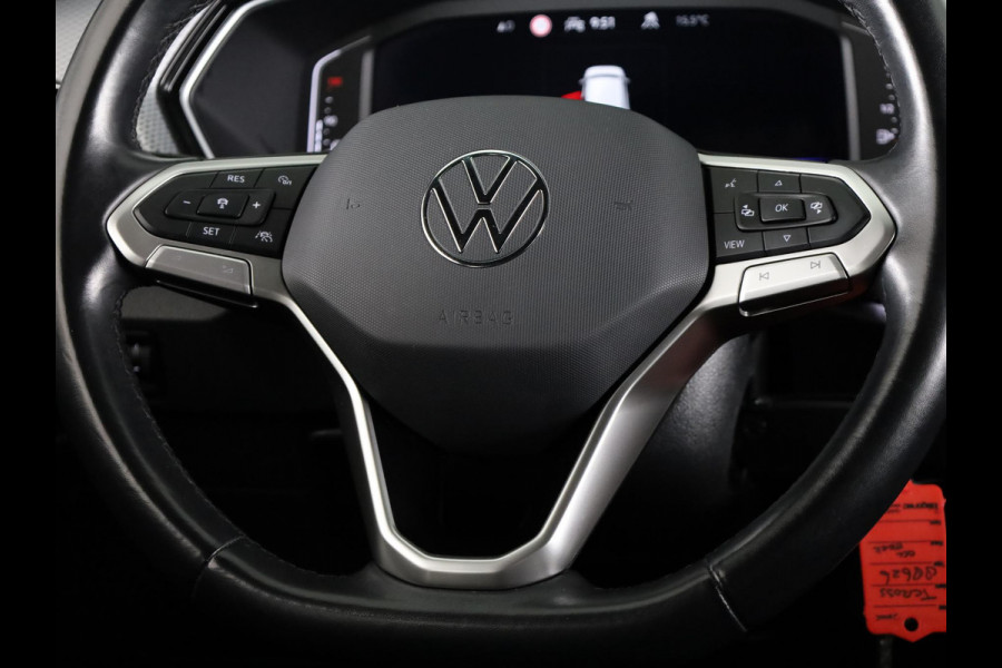 Volkswagen T-Cross 1.0 TSI Life ACTIVE 110 PK DSG | Navigatie | Airco automatisch | Parkeerassistent | Digitaal dashboard | 17"LM velgen |