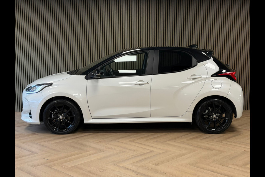 Toyota Yaris 1.5 Hybrid GR Sport AUT. CAMERA NAVIGATIE KEYLESS-GO LANE-ASSIST STOELVERWARMING AIRCO CRUISE