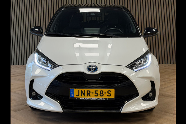 Toyota Yaris 1.5 Hybrid GR Sport AUT. CAMERA NAVIGATIE KEYLESS-GO LANE-ASSIST STOELVERWARMING AIRCO CRUISE