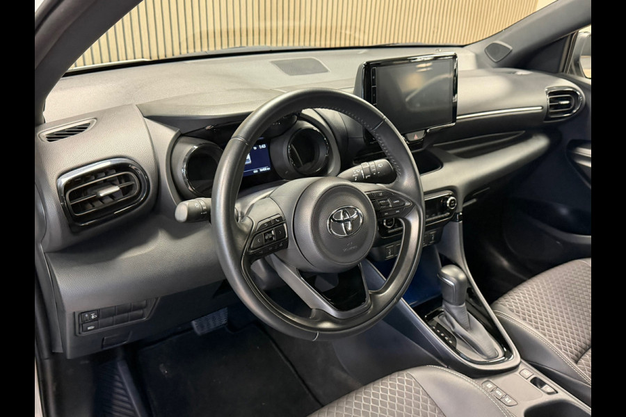 Toyota Yaris 1.5 Hybrid GR Sport AUT. CAMERA NAVIGATIE KEYLESS-GO LANE-ASSIST STOELVERWARMING AIRCO CRUISE