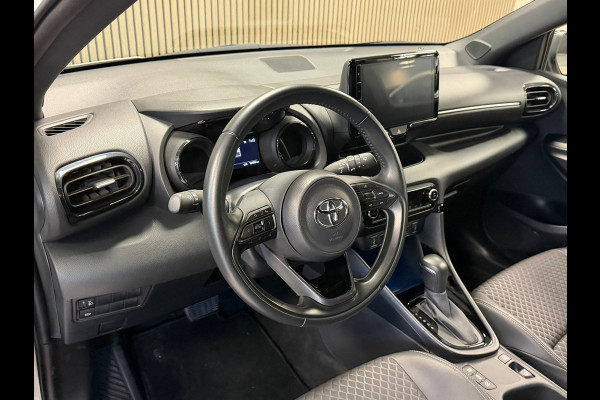 Toyota Yaris 1.5 Hybrid GR Sport AUT. CAMERA NAVIGATIE KEYLESS-GO LANE-ASSIST STOELVERWARMING AIRCO CRUISE